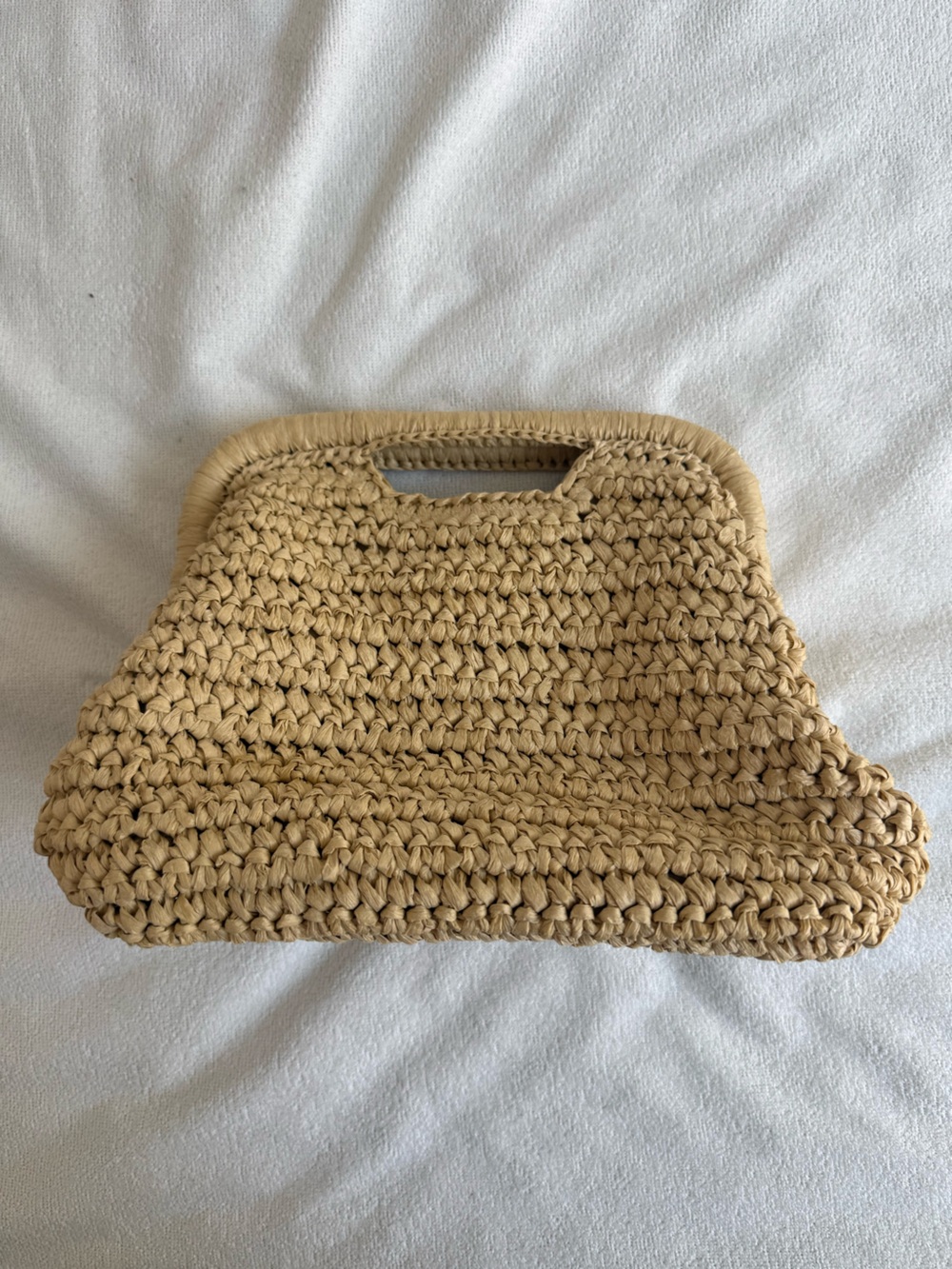 NWT Abercrombie Straw Clutch